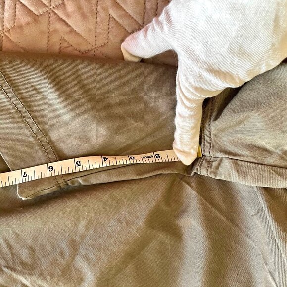 Kahala Mens Shorts Preowned Excl SZ 34 All Cotton Zip Button Closure 4 Pockets - Picture 6 of 7